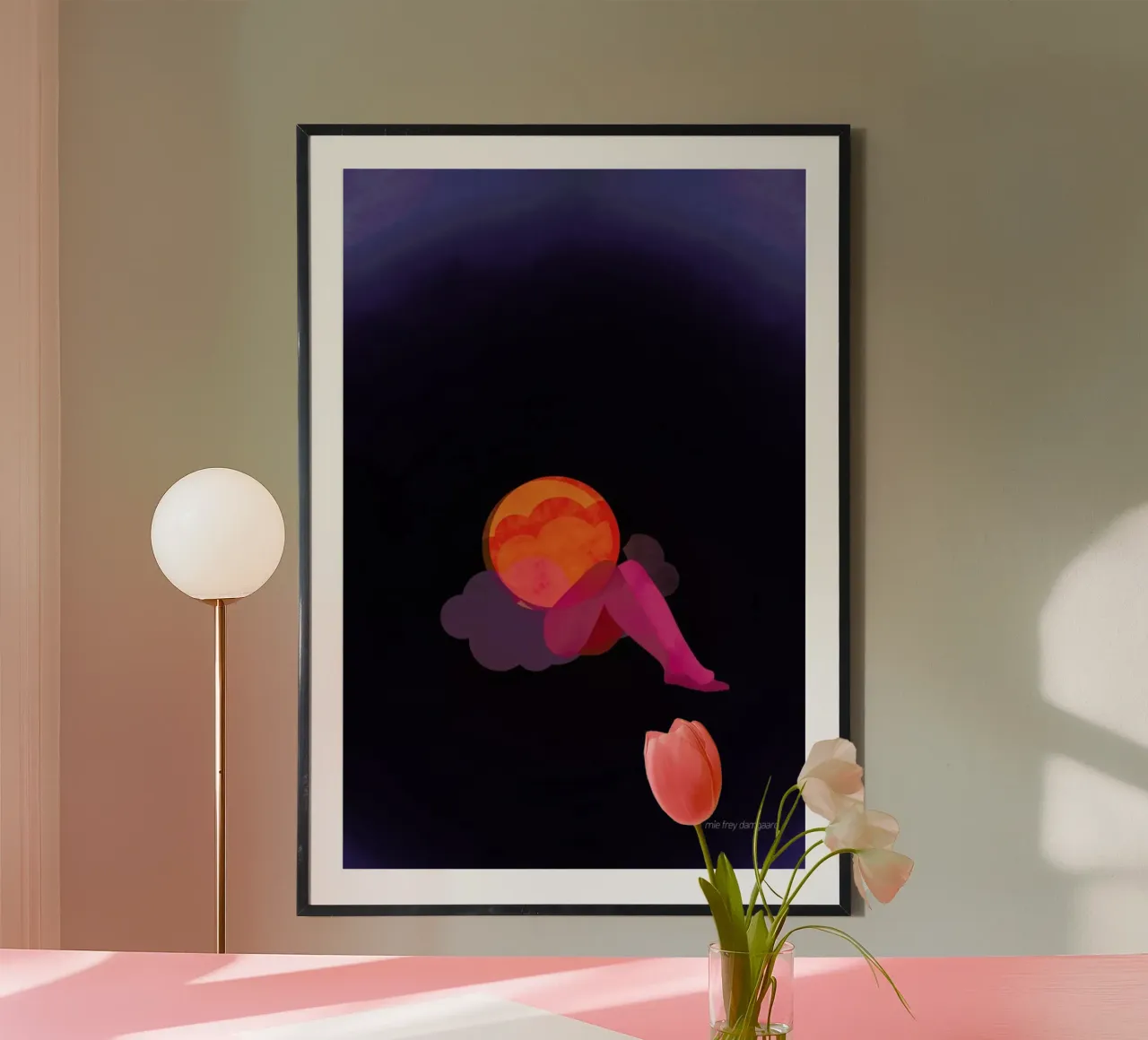 Relaxed poster con telaio in legno da Mie Frey Damgaard