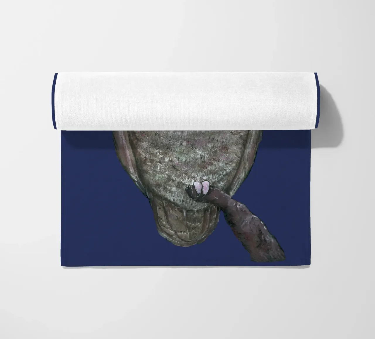 Un dipinto a olio di un buffo gufo telo mare da BwiseLizzy