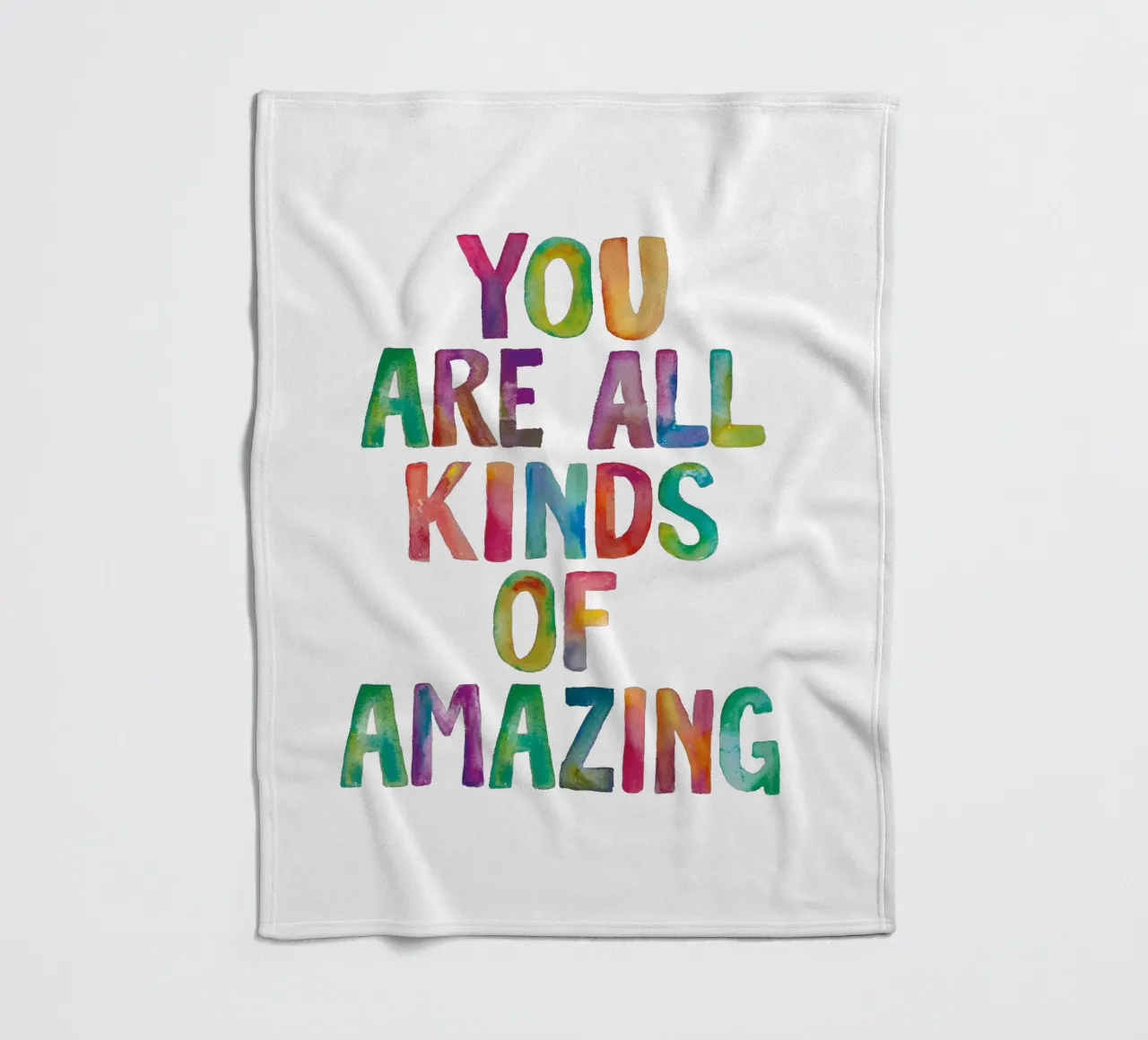 Sei tutti i tipi di incredibile design tipografico arcobaleno coperta in pile da THE MOTIVATED TYPE