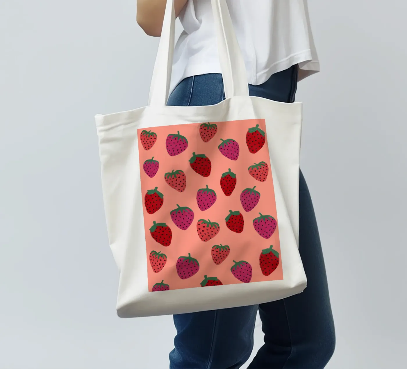 Strawberry Pattern tote bag by Illustration Raissa Oltmanns