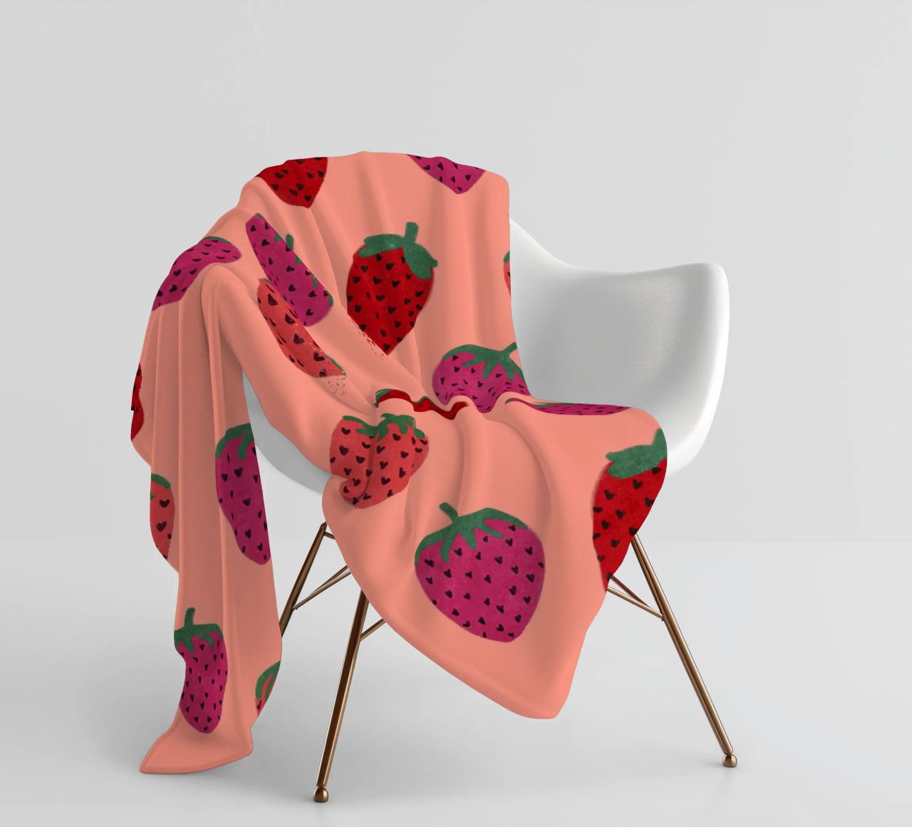 Strawberry Pattern fleece blanket by Illustration Raissa Oltmanns