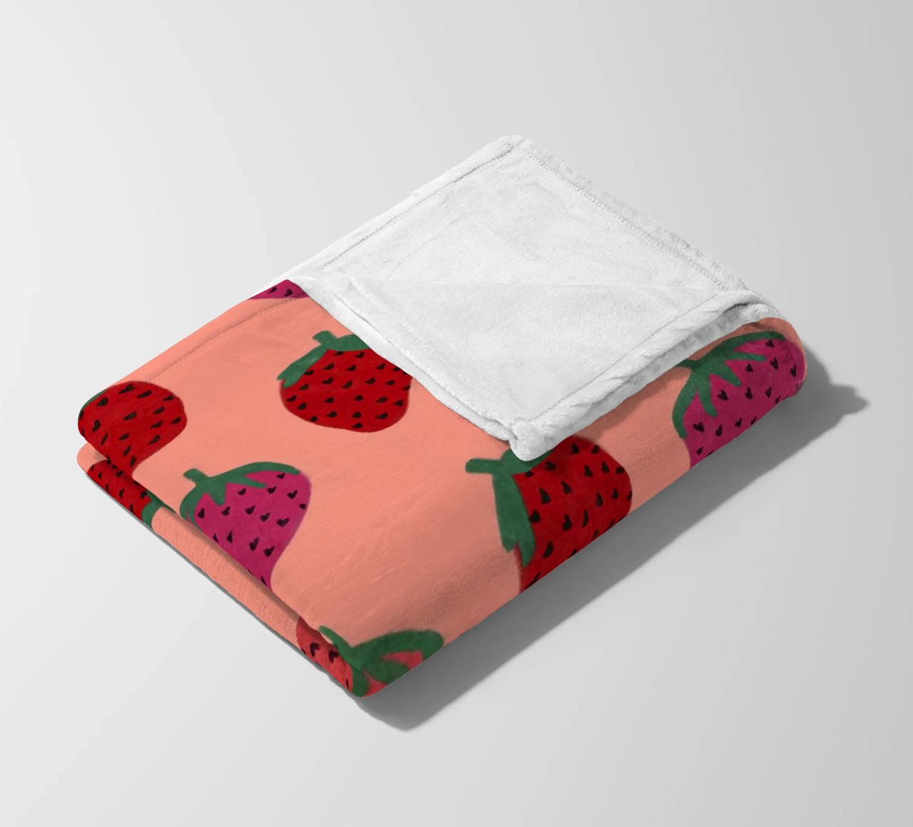 Strawberry Pattern fleece blanket by Illustration Raissa Oltmanns