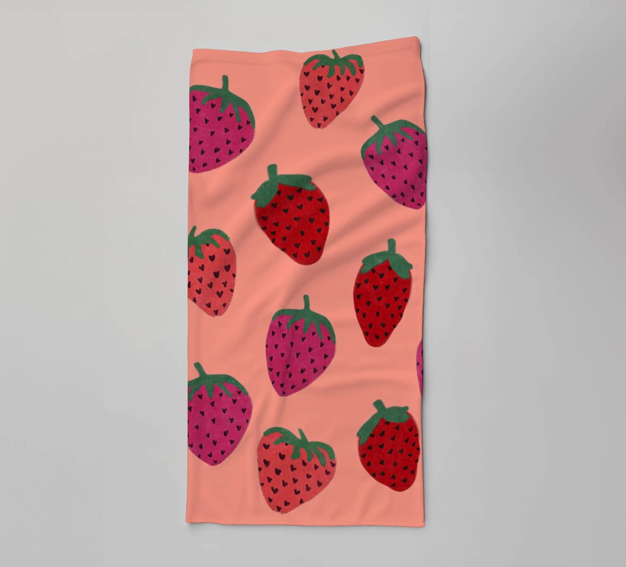 Strawberry Pattern towel by Illustration Raissa Oltmanns