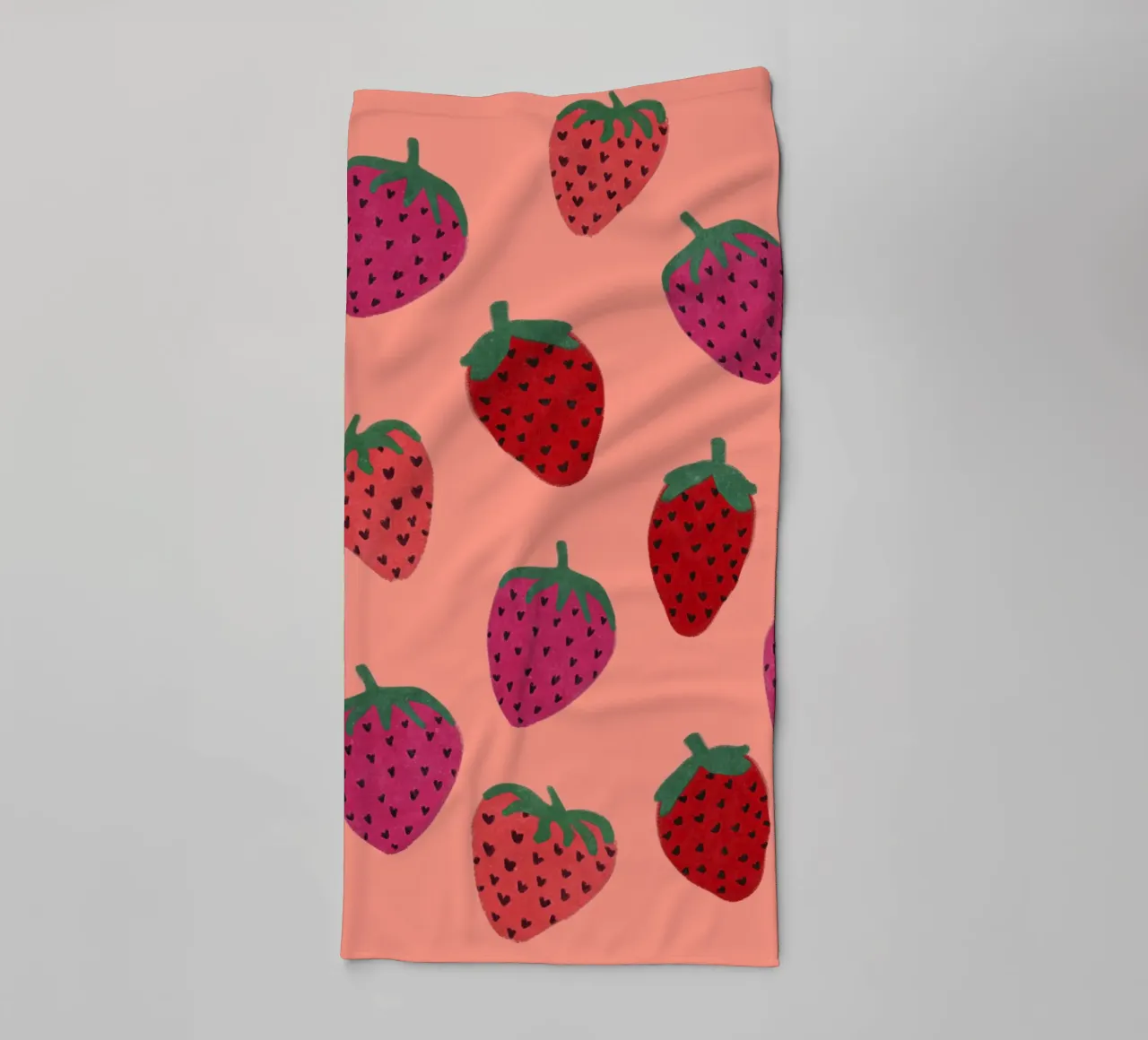 Strawberry Pattern badhanddoek van Illustration Raissa Oltmanns