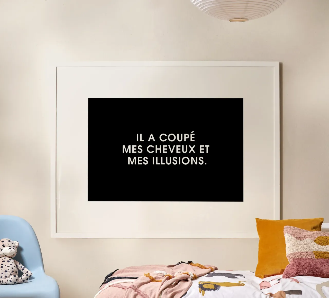 Il a coupé mes cheveux et mes illusions - Black poster by Intertitres