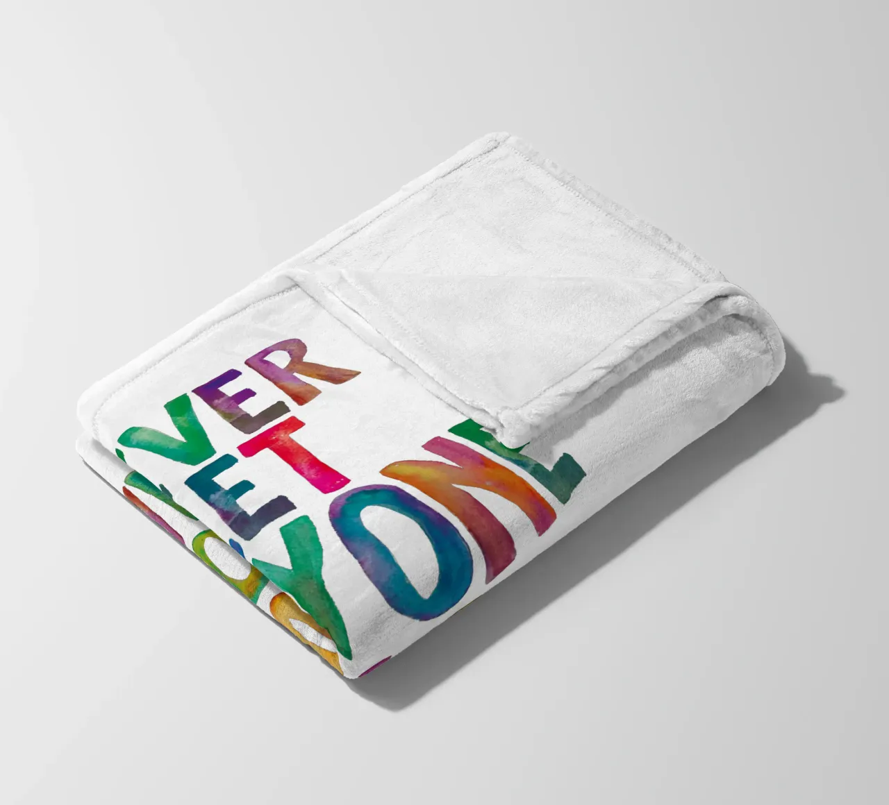 Never Let Anyone Dull Your Sparkle Regenbogen Typografie Des Fleecedecke von THE MOTIVATED TYPE