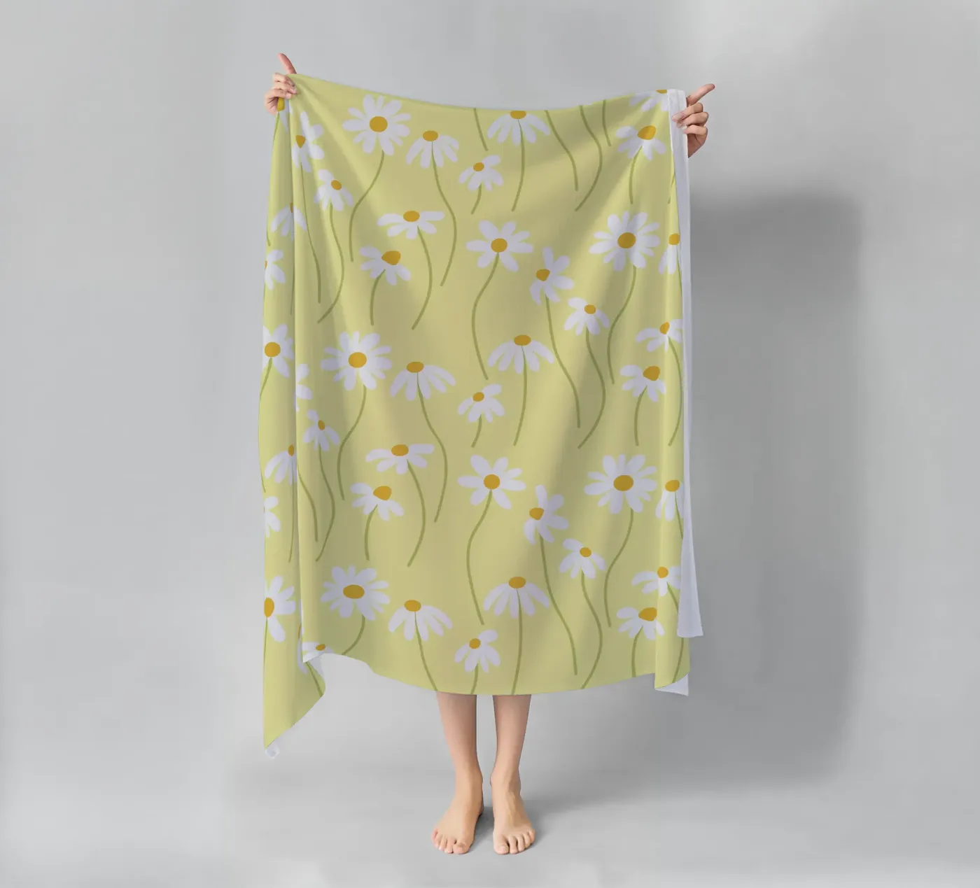 Daisy pattern Strandtuch von Illustration Raissa Oltmanns