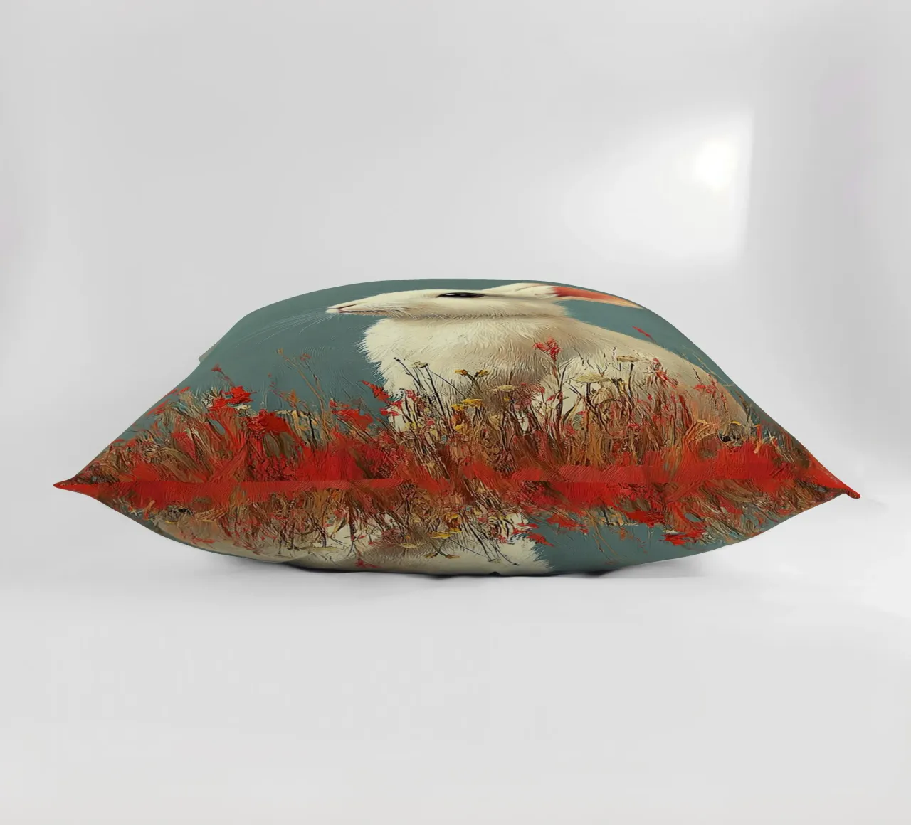 Un coniglio nel suo paradiso cuscino da Nikis Art Studio