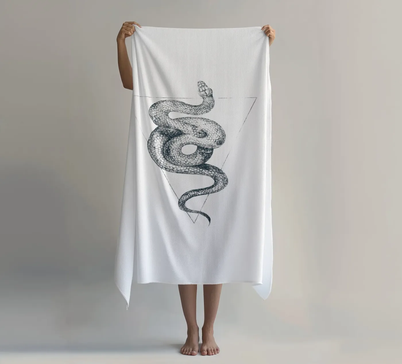 Slang Driehoek strandhanddoek van mikekoubou