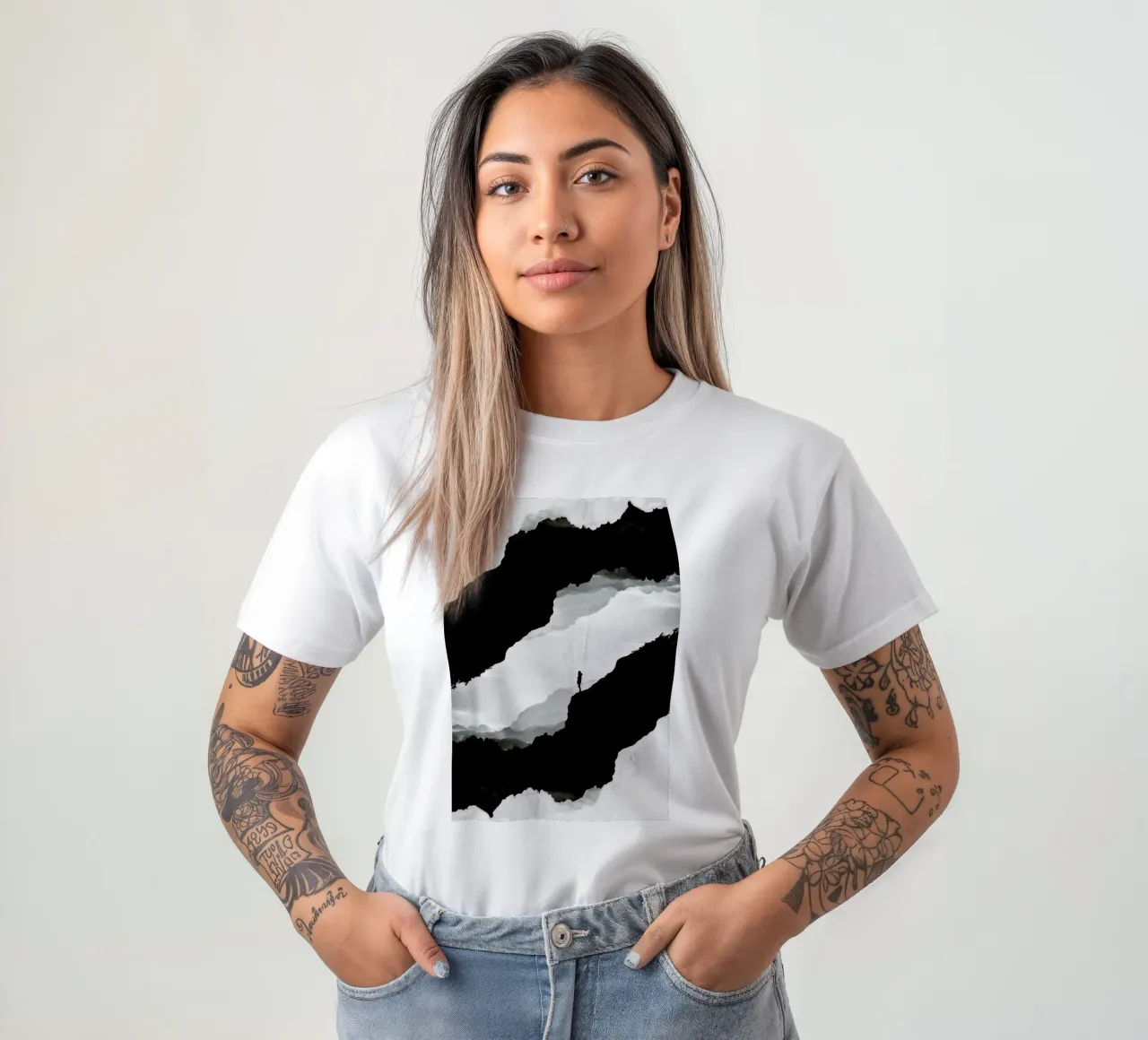 White Isolation a girl standing at the edge of a cliff camiseta de Stoian Hitrov