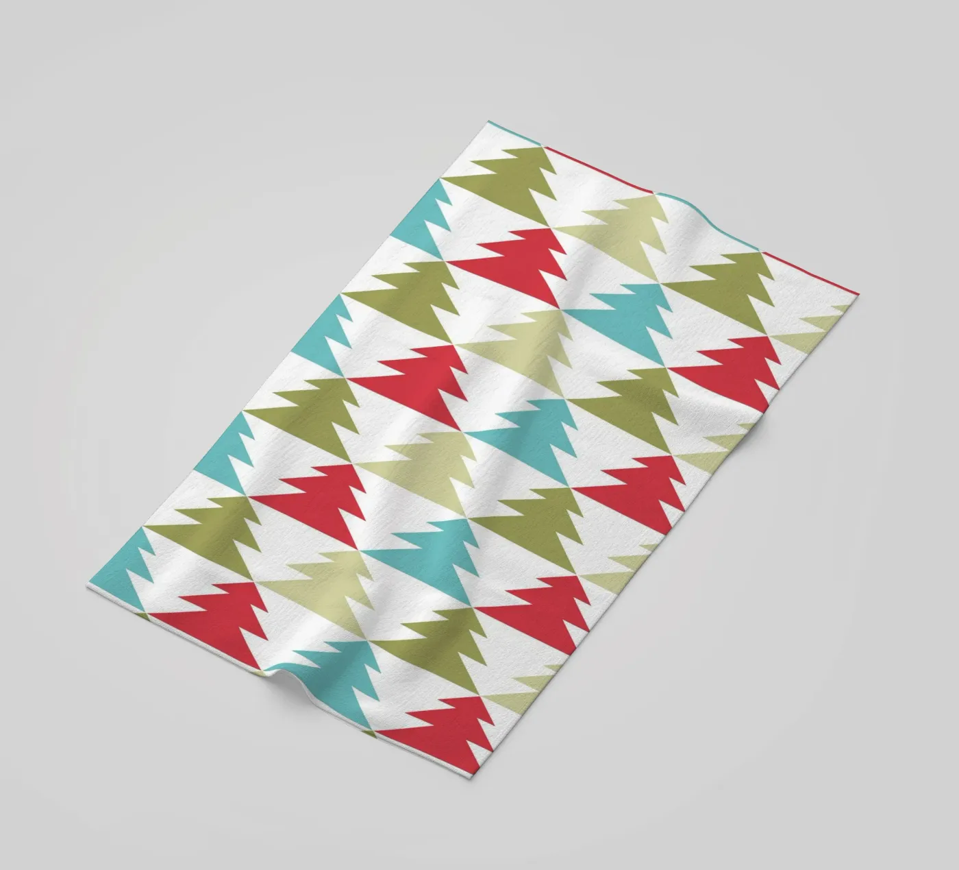 Geometric Tree Pattern Strandtuch von Kim Hubball Studio