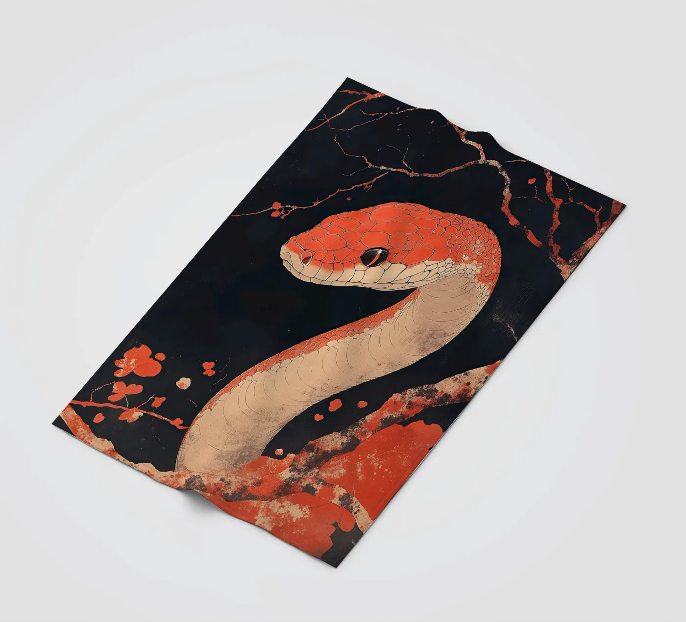 Serpente coperta in pile da Nikis Art Studio