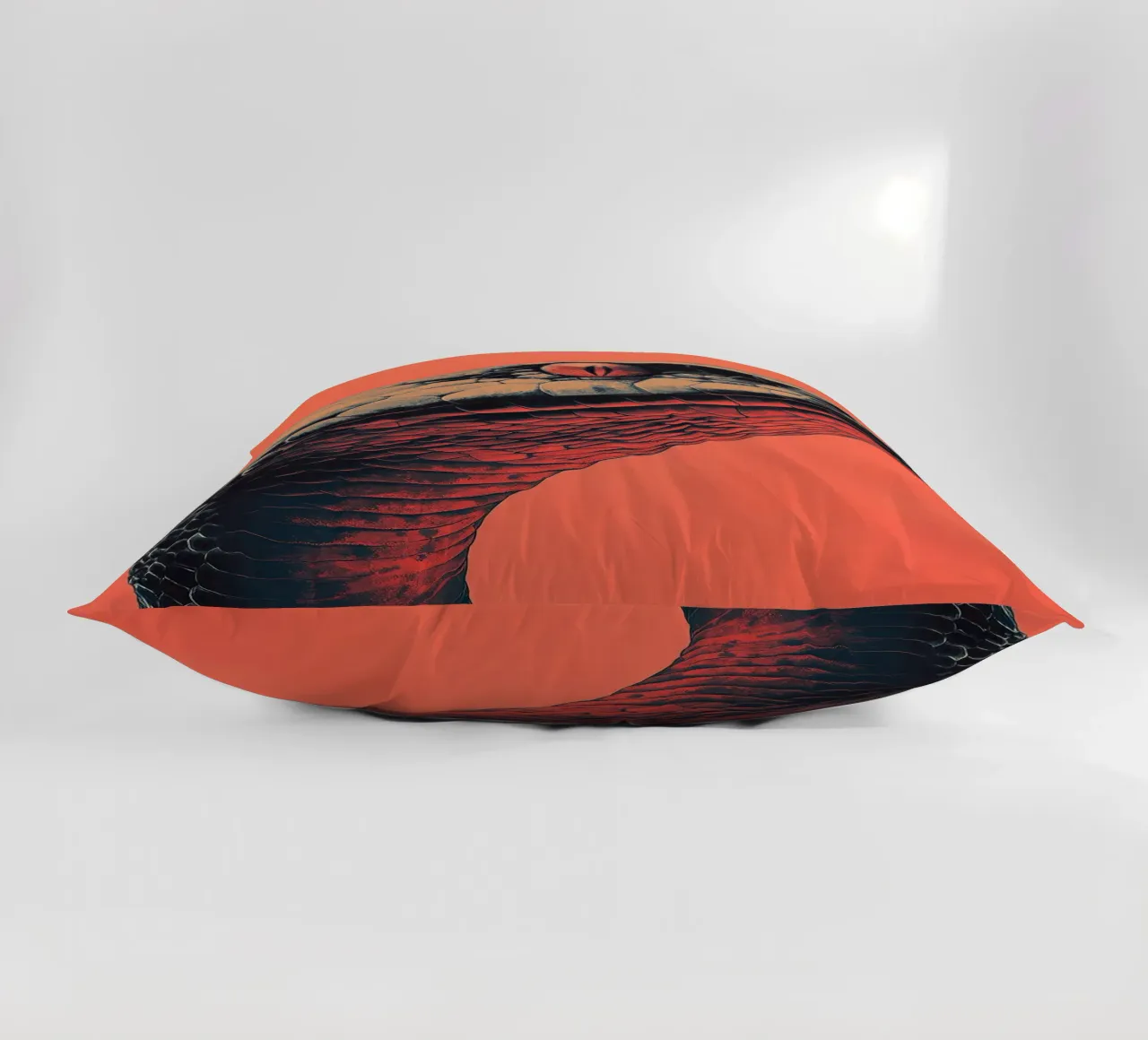 Serpente cuscino da Nikis Art Studio