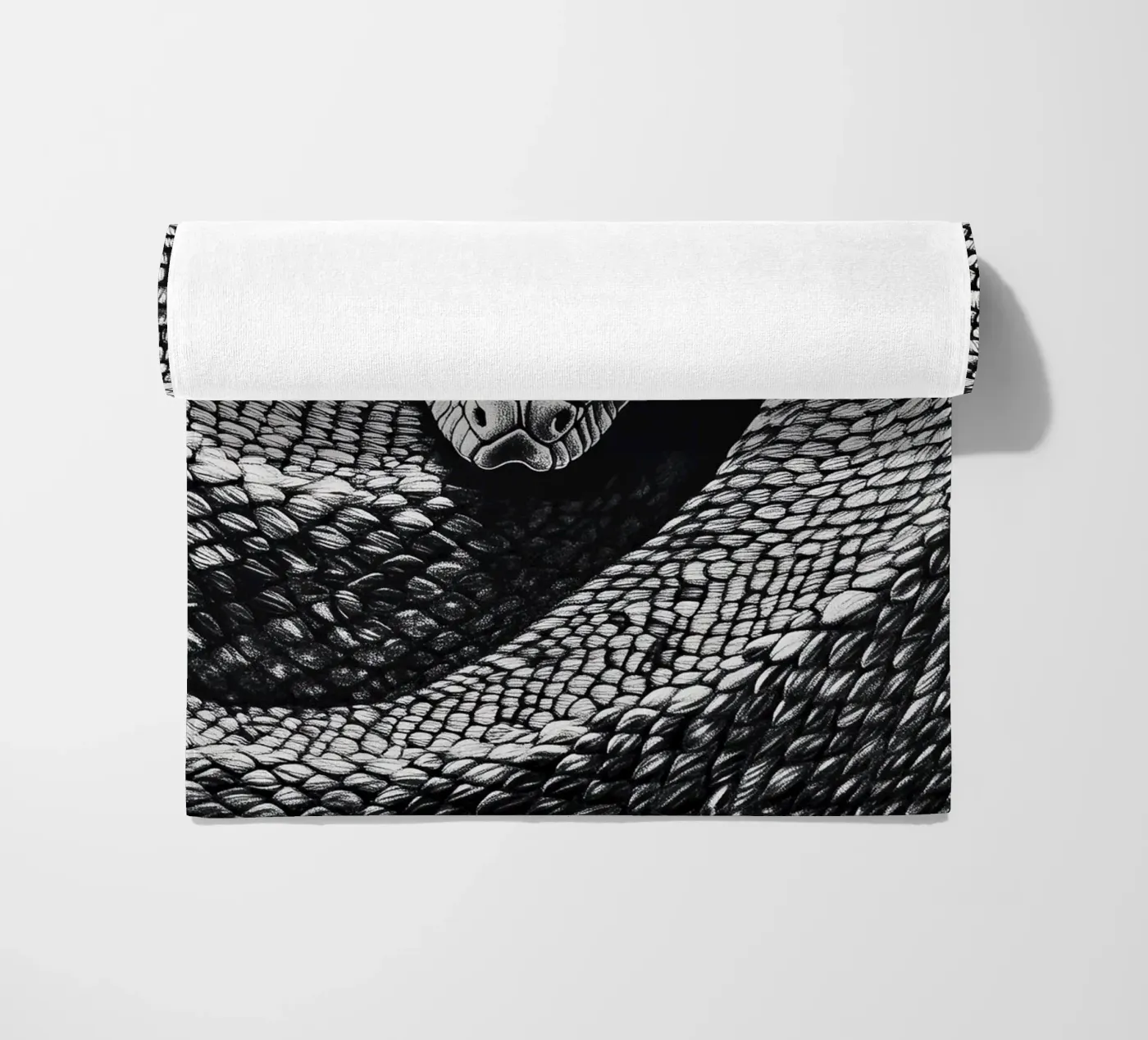 Serpente telo mare da Nikis Art Studio