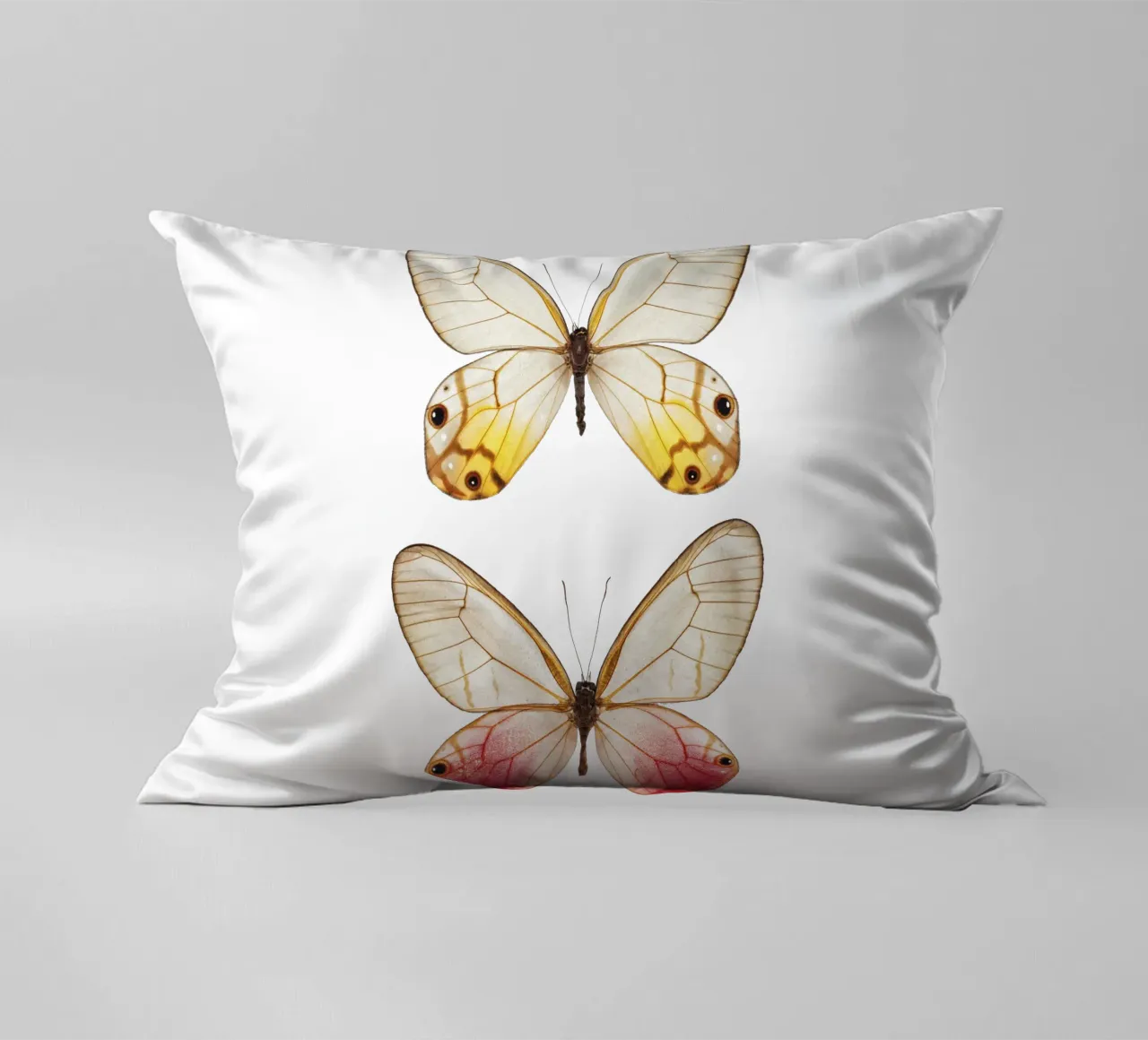 Élégance douce : Papillon jaune et rose coussin de Curious Collections by Marielle Leenders