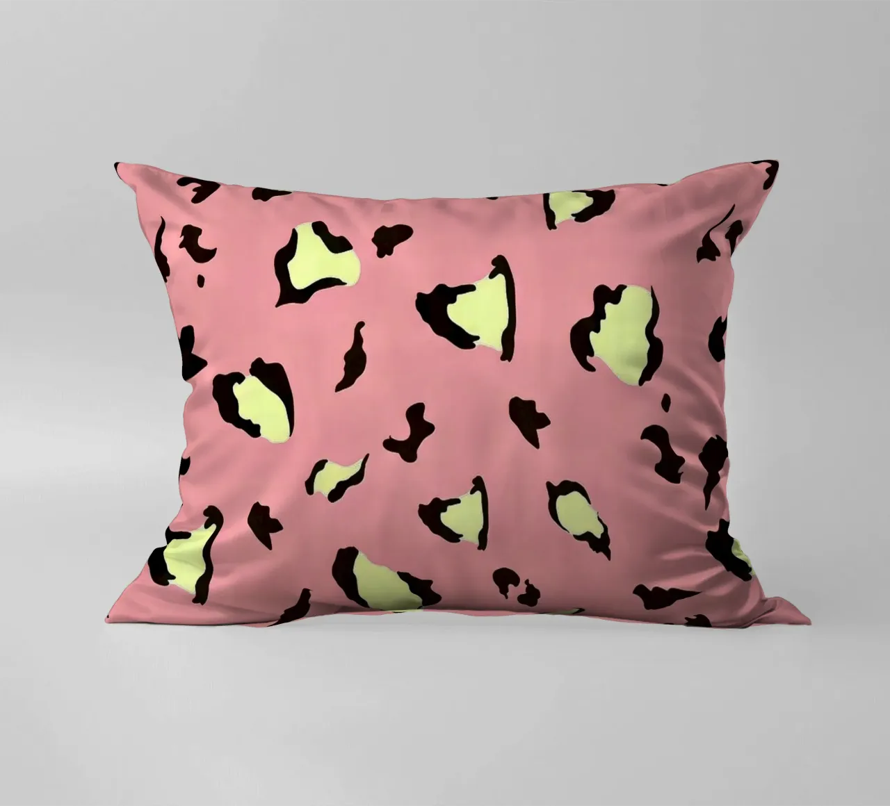 Pop Leopard Pattern decorative cushion by Kiroiharu