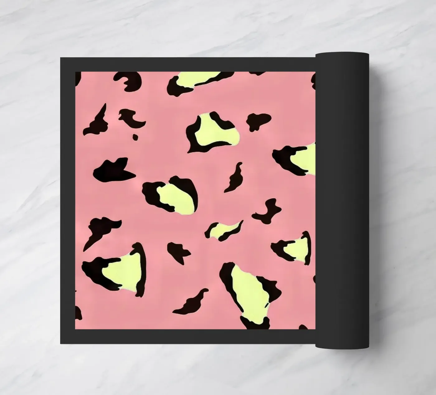 Motivo pop leopardato zerbino da Kiroiharu