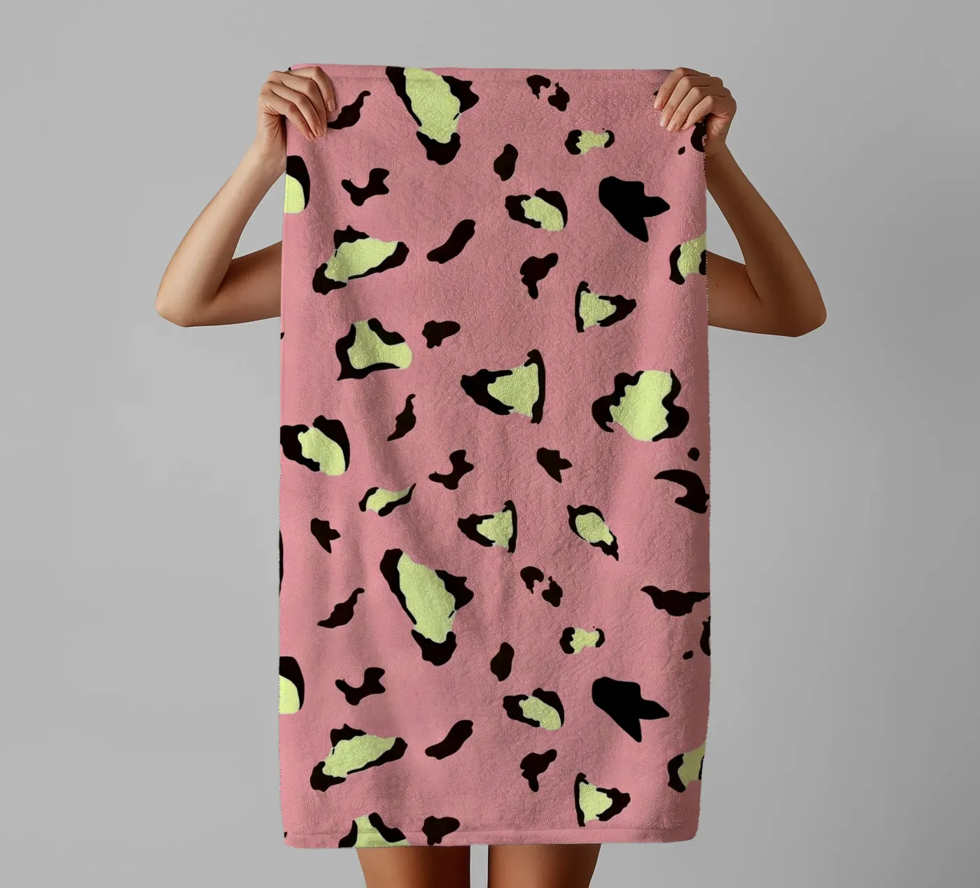 Pop-Leopard-Muster Handtuch von Kiroiharu