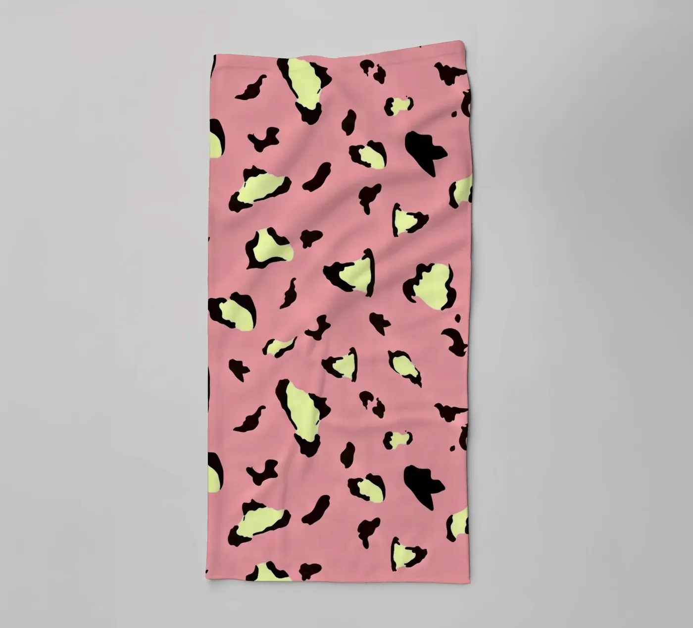 Pop Leopard Pattern badhanddoek van Kiroiharu