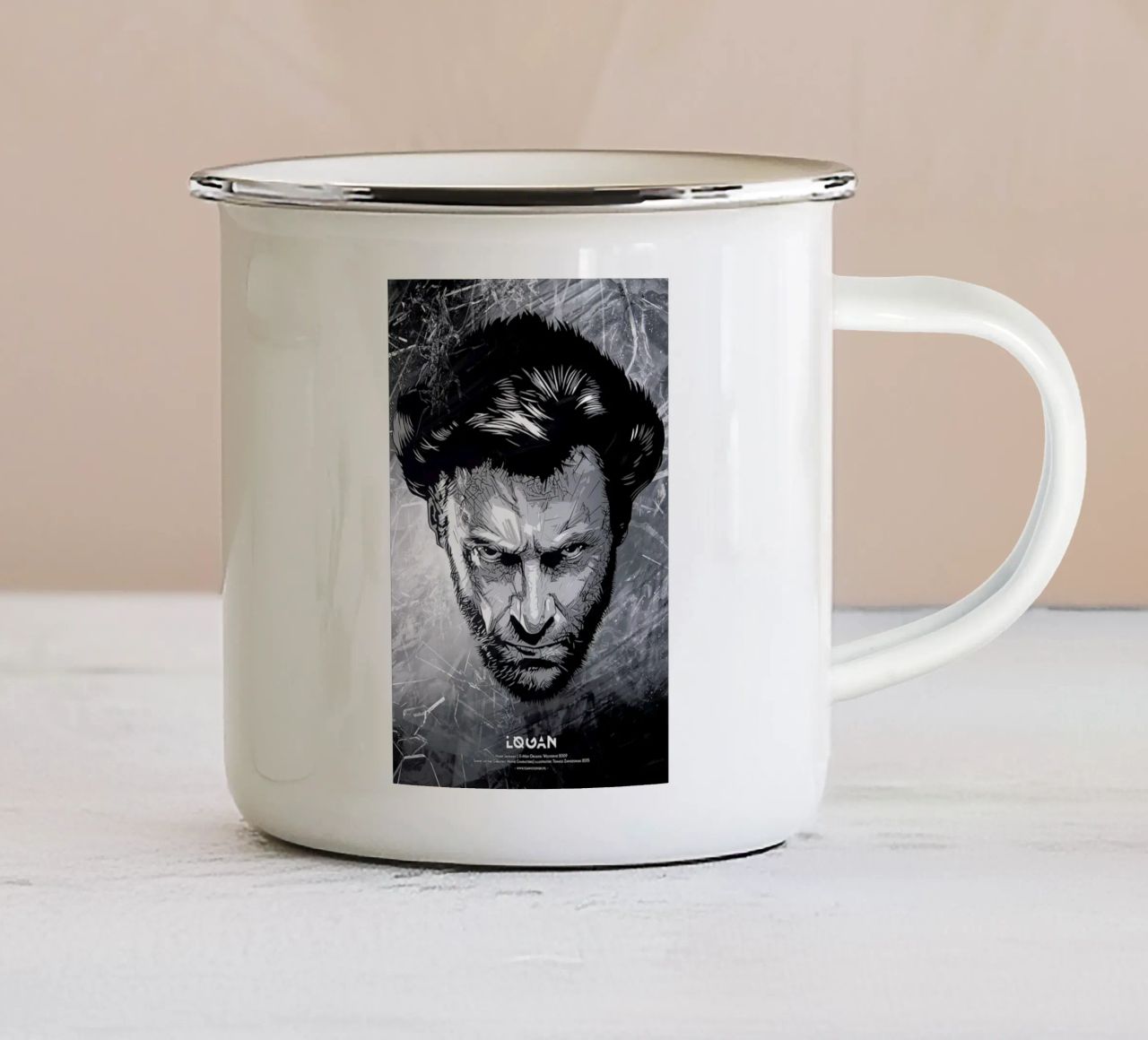 Logan tazza in smalto da Tomasz Zawistowski
