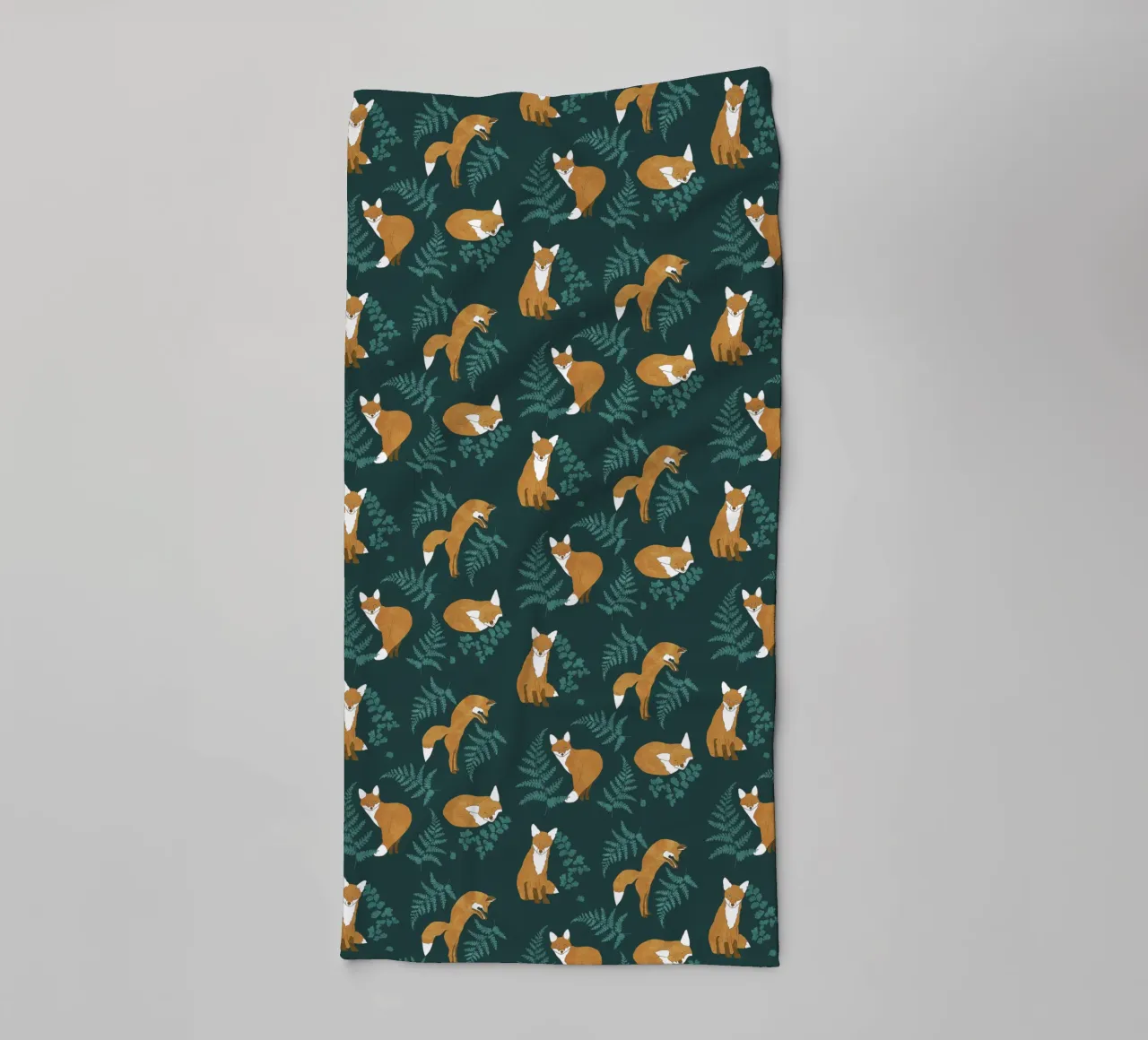 Neugieriger Fuchs Handtuch von Illustration Raissa Oltmanns