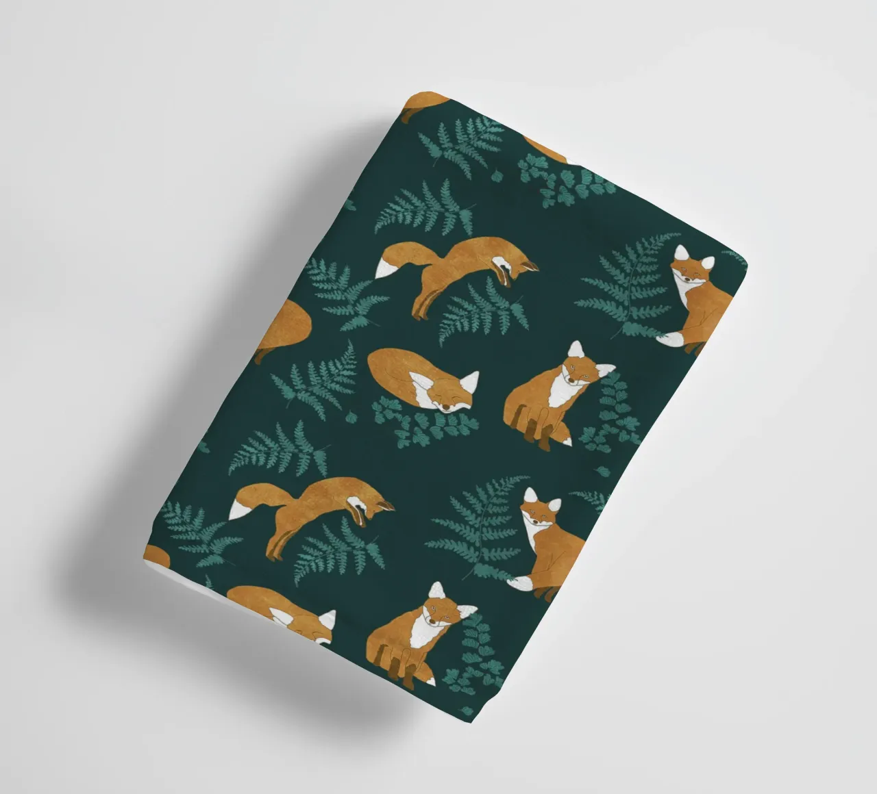 Neugieriger Fuchs Handtuch von Illustration Raissa Oltmanns