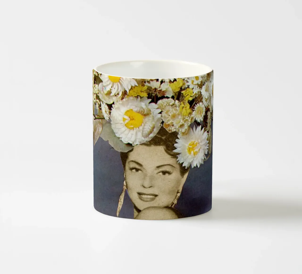 Moda floreale tazza in ceramica da Cassia Beck Collage