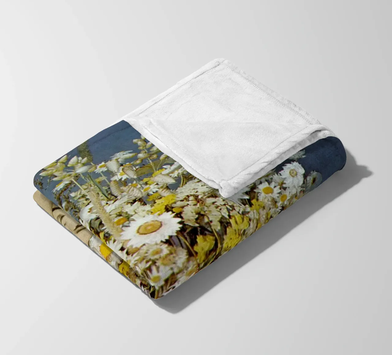 Moda floreale coperta in pile da Cassia Beck Collage