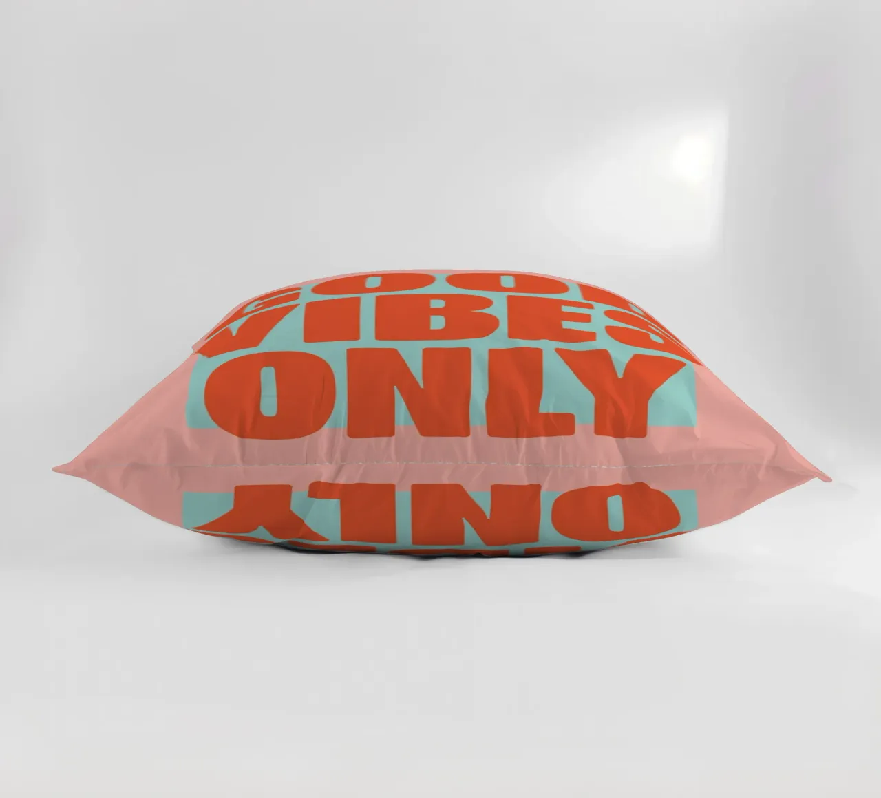 Solo Good Vibes cuscino da Malou-Studio