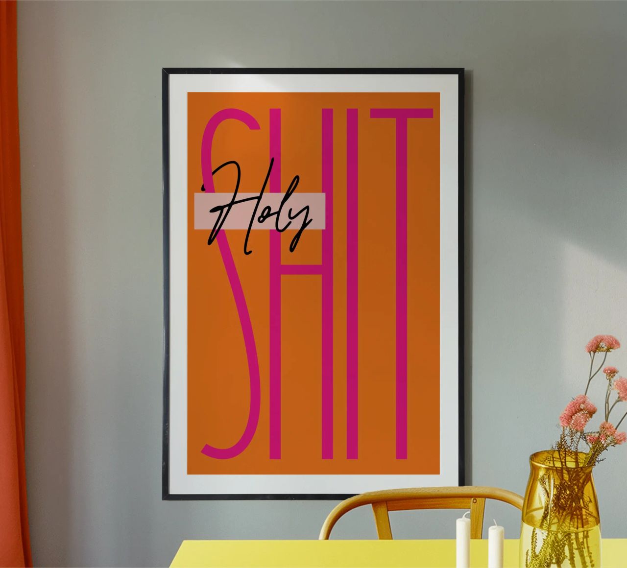 Holy Shit - Naranja Rosa poster con marco de madera de Malou-Studio