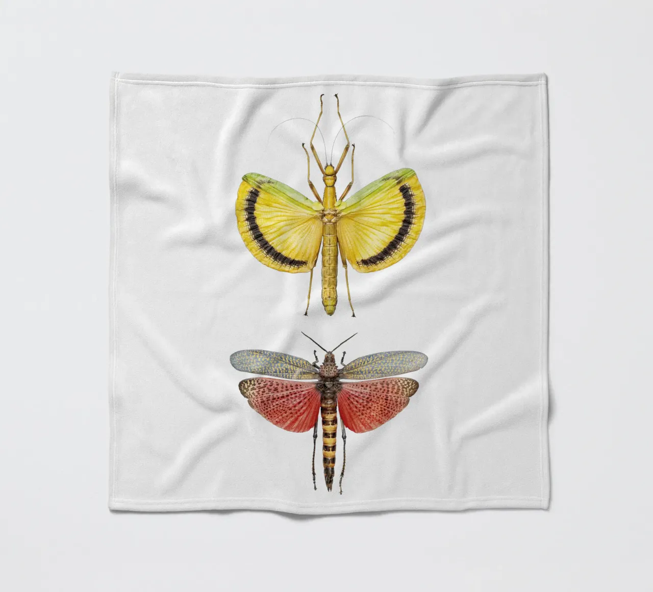 Compagni vivaci: Grilli gialli e rossi coperta in pile da Curious Collections by Marielle Leenders
