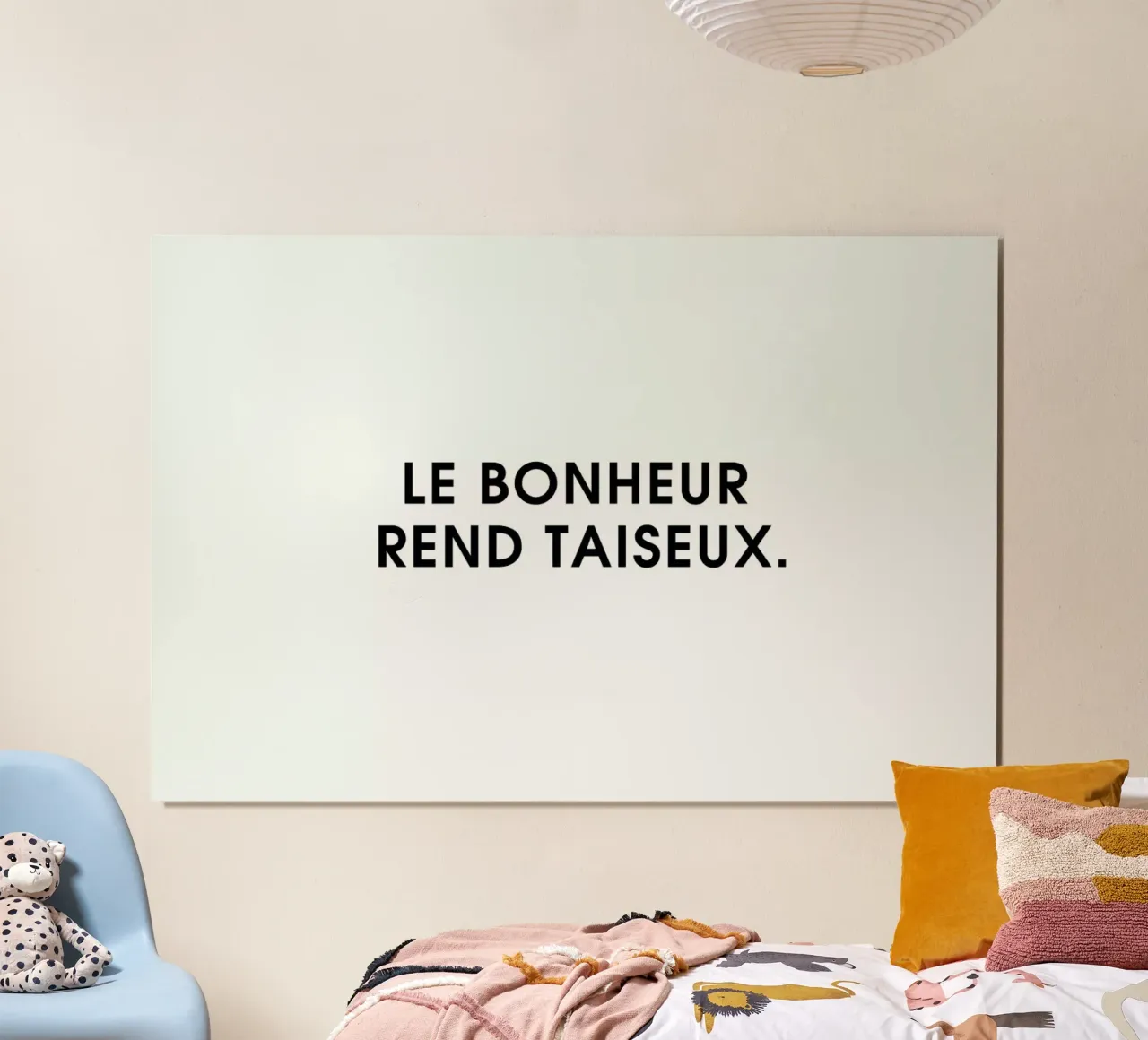 Le bonheur rend taiseux - White poster met houten frame van Intertitres