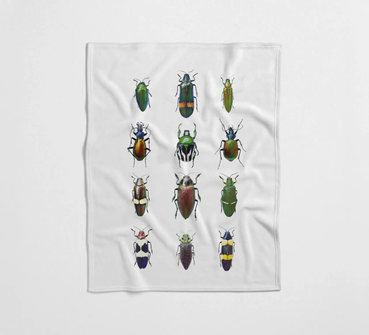 Diversità abbagliante: Coleotteri assortiti coperta in pile da Curious Collections by Marielle Leenders