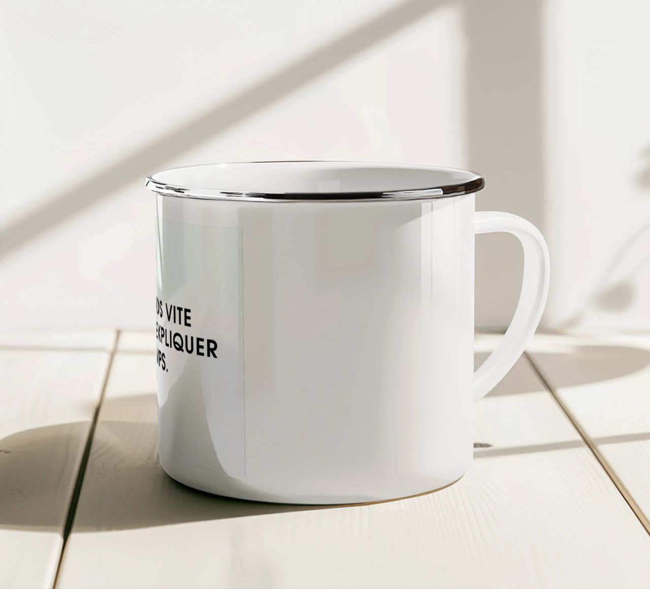 Tu comprends vite mais il faut t'expliquer longtemps - White tazza in smalto da Intertitres