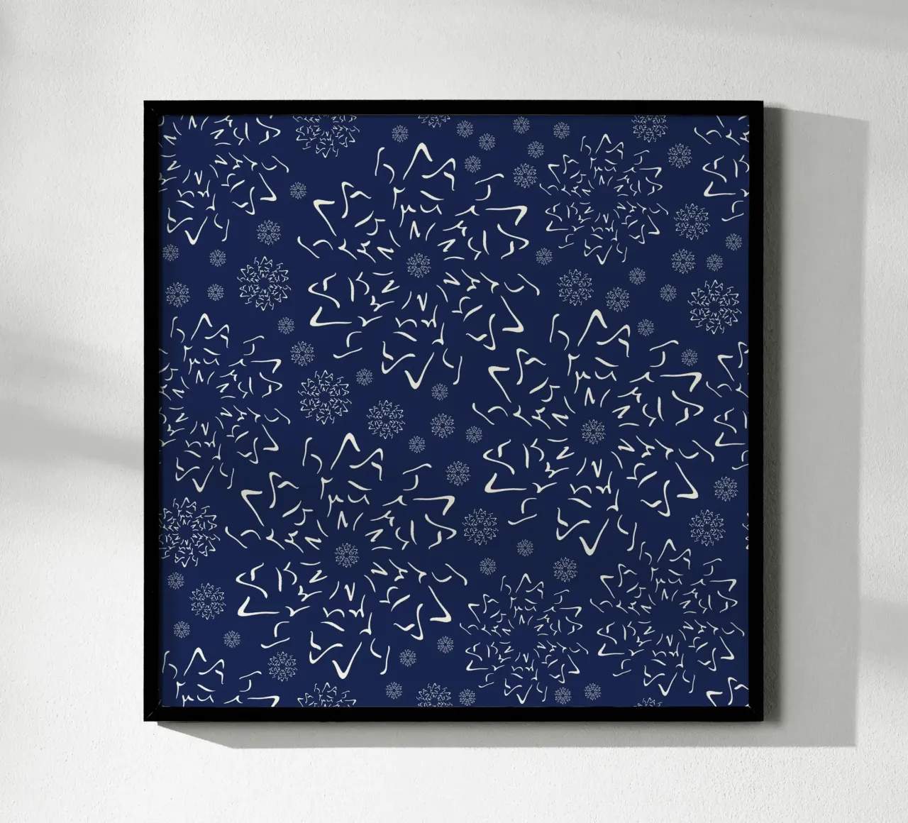 Nordic Winter Sky | Cream on Navy Blue poster con telaio in legno da sabidussi