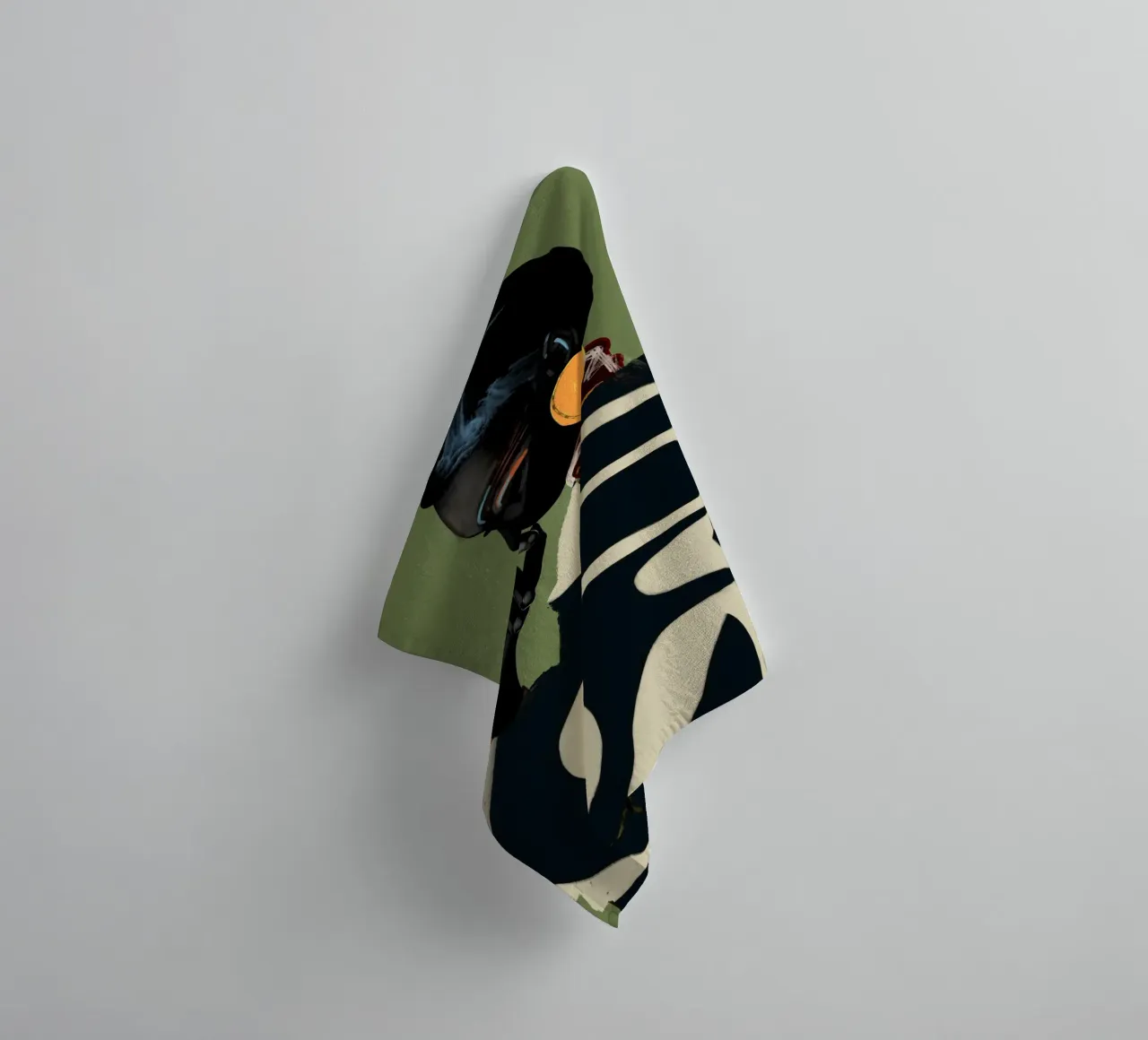 Ritratto di ragazza 8 asciugamano da bagno da ThingDesign