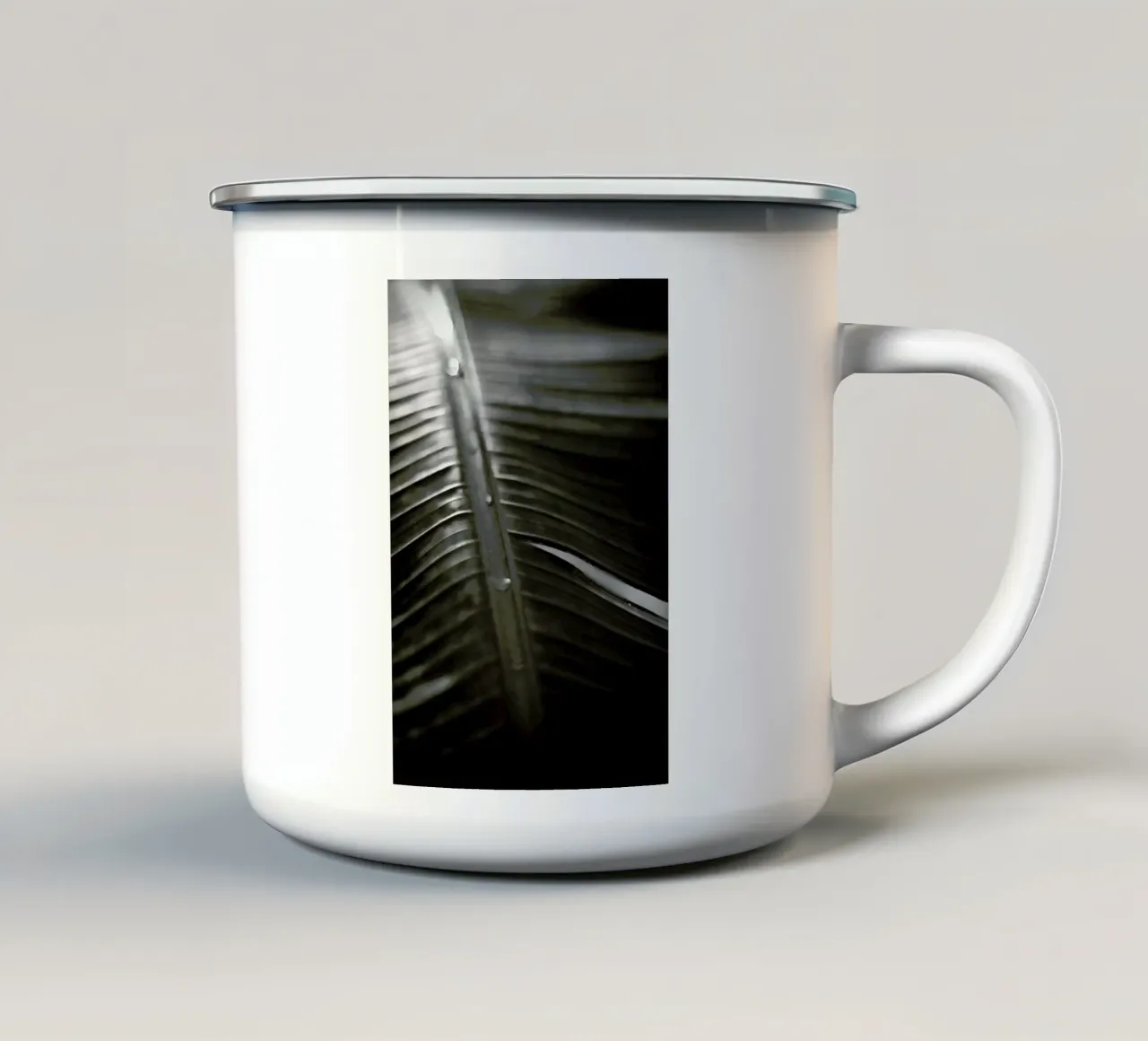 Botanical I - Banana Leaf tazza in smalto da Anja Hebrank Photography