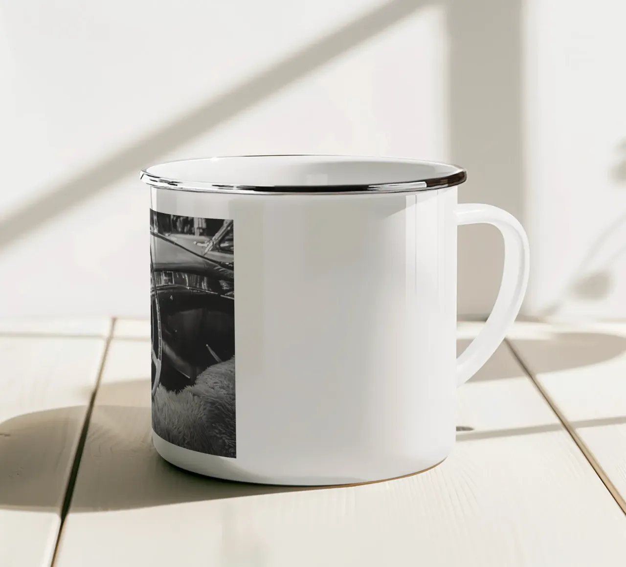 Cadillac tazza in smalto da Dave Hare Photography