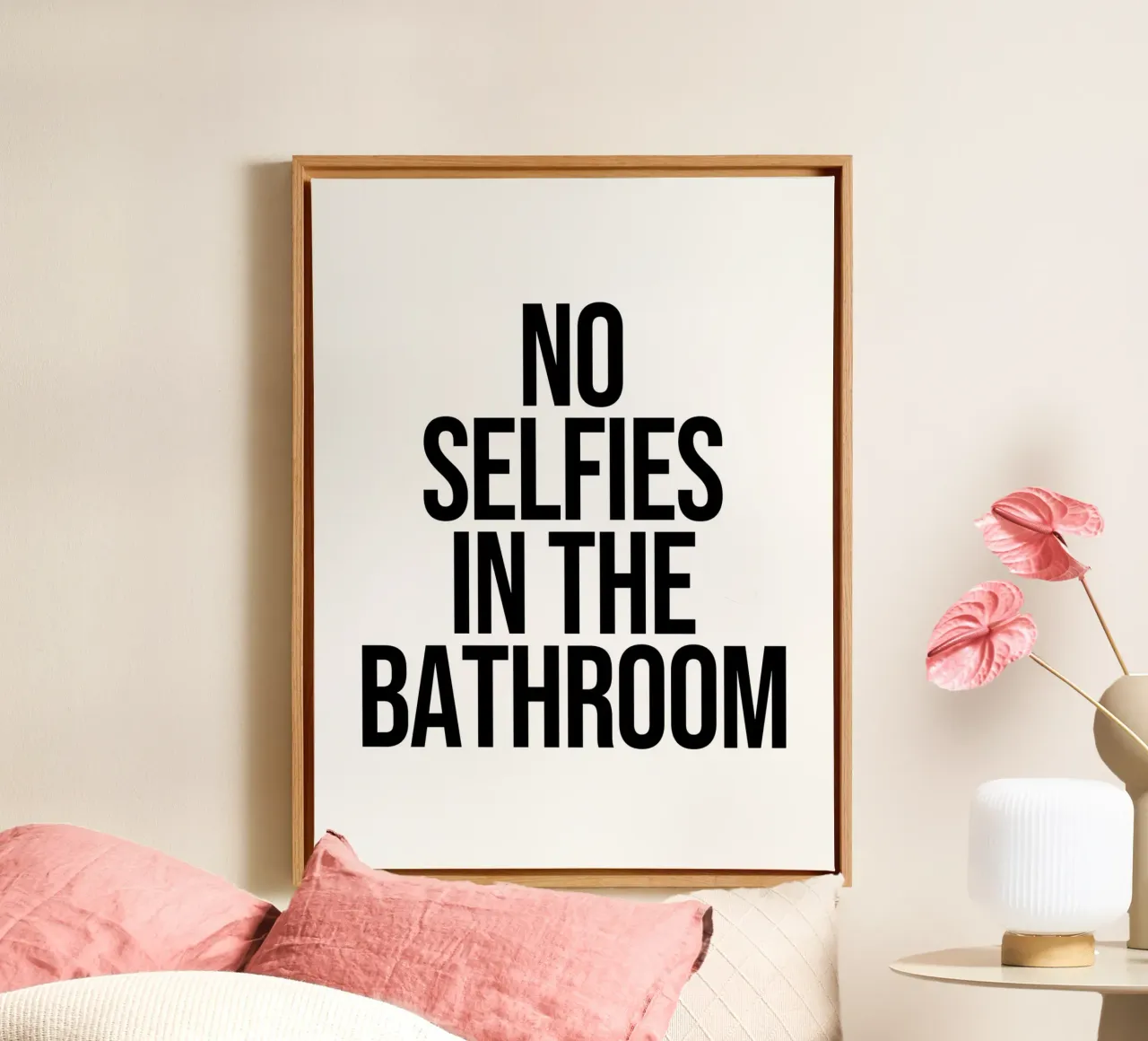 Niente selfie in bagno tela da Paigaam Studio