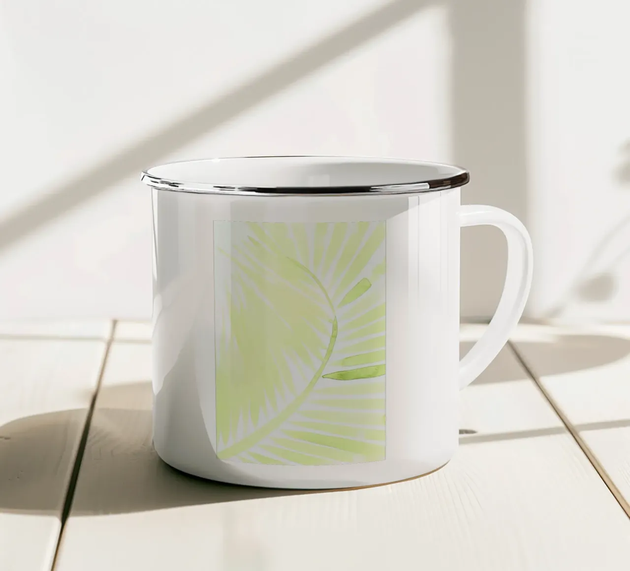 Palm III tazza in smalto da Kristen Polsinelli