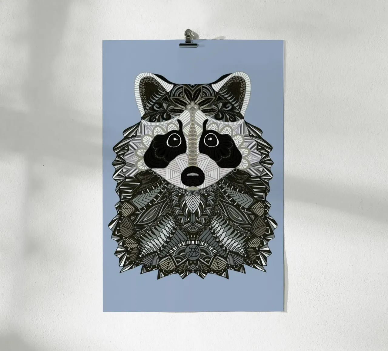 Tangled Raccoon poster con telaio in plastica da Angelika Parker