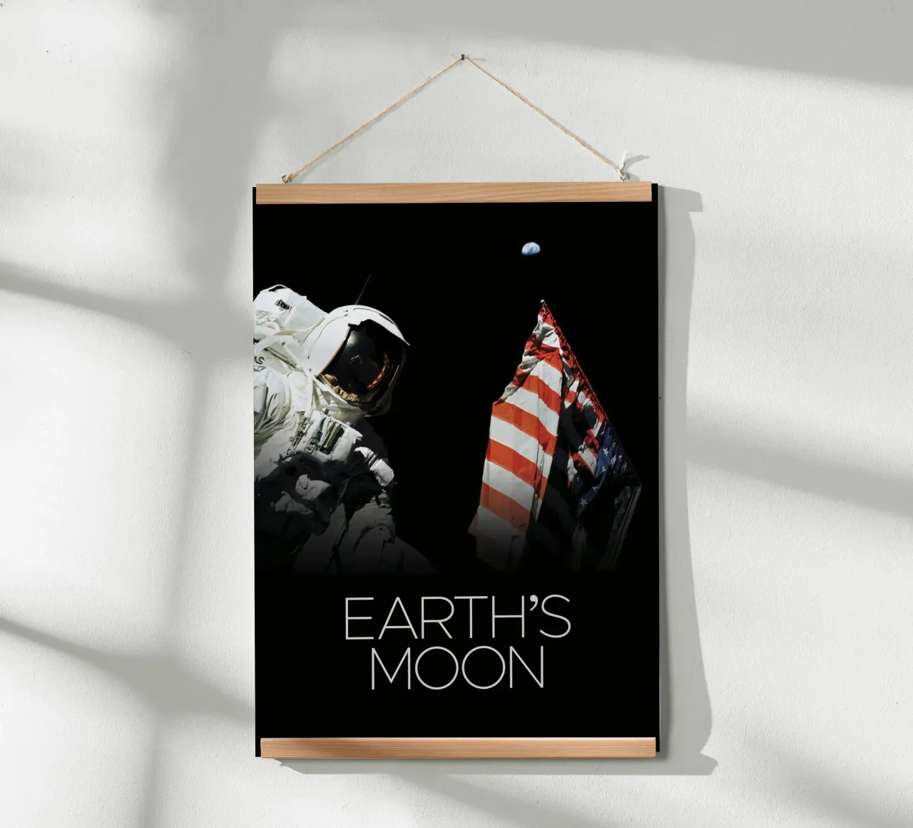 Póster de un astronauta de la NASA en la Luna poster de 🎁 ARTVI-SHOP