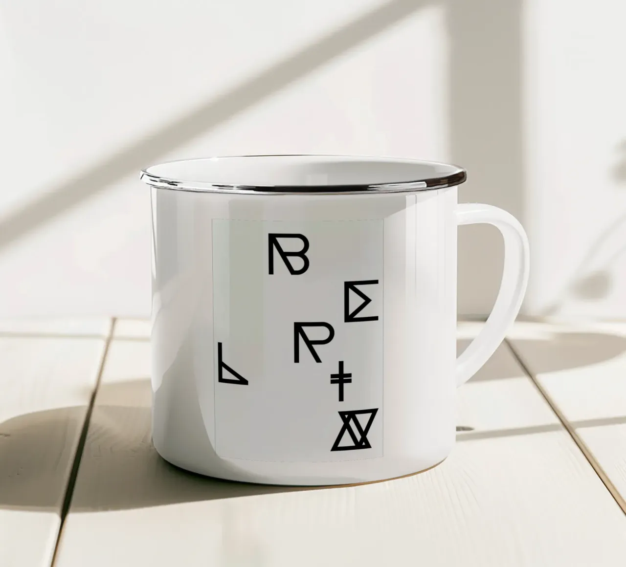 Berlin tazza in smalto da Studio Nahili