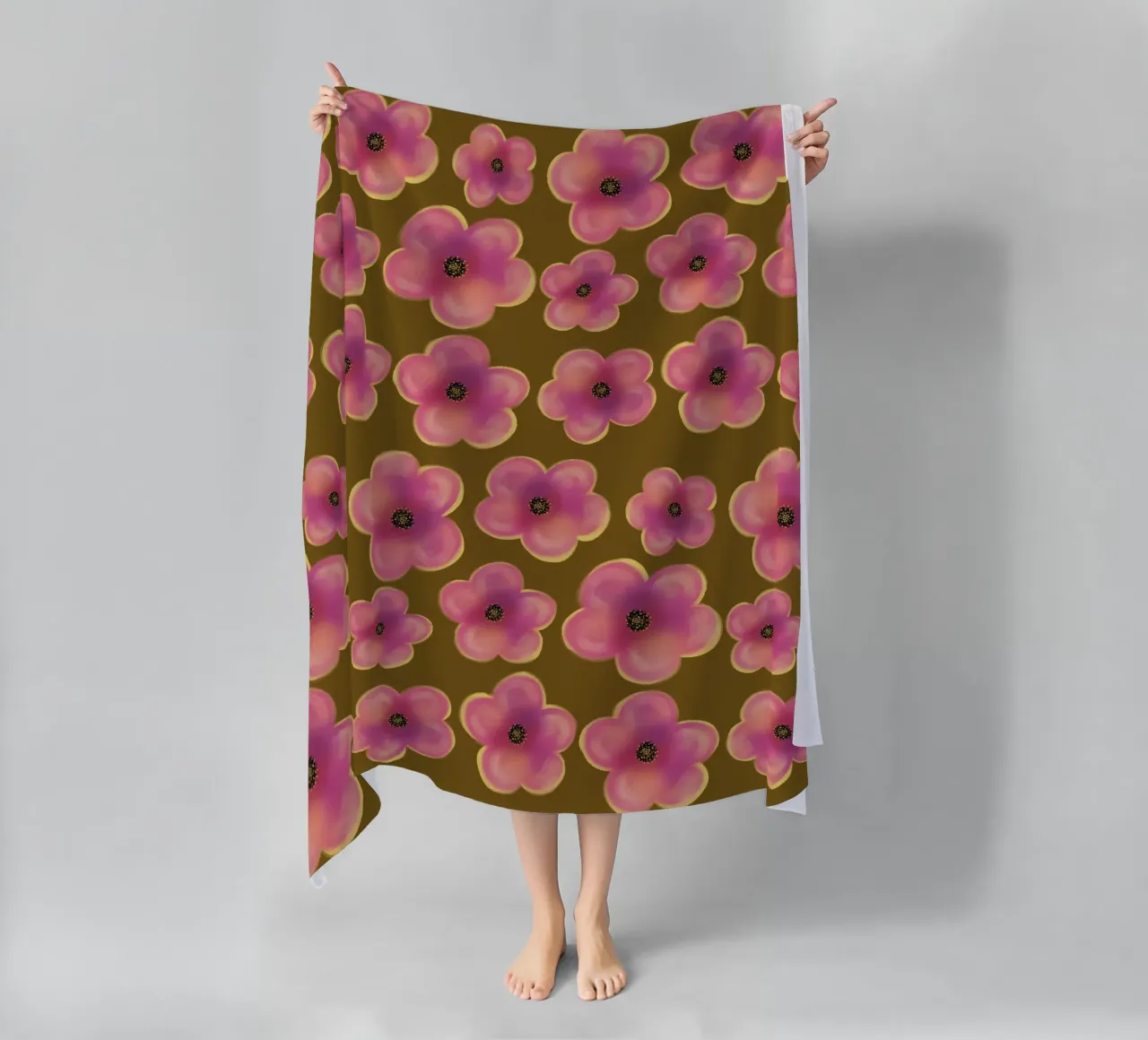 Bold Pink Blossom -Pattern telo mare da Illustration Raissa Oltmanns