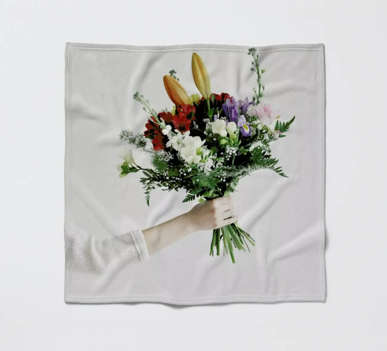 For You coperta in pile da Studio Nahili