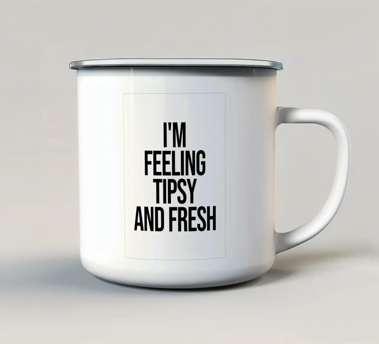 Mi sento alticcio e fresco di citazione tazza in smalto da Paigaam Studio