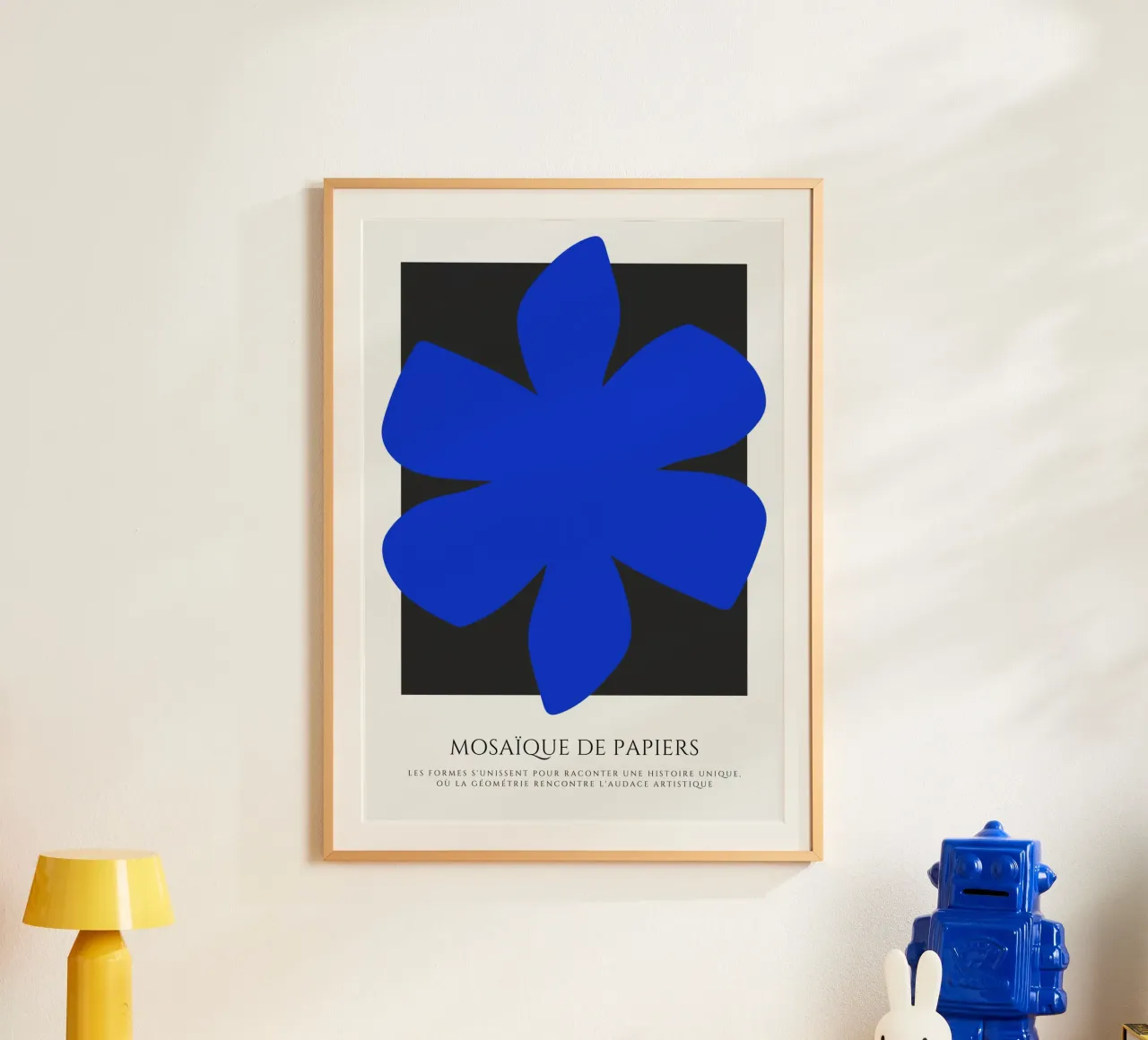 Il fiore blu poster con telaio in plastica da RS LAB STUDIO