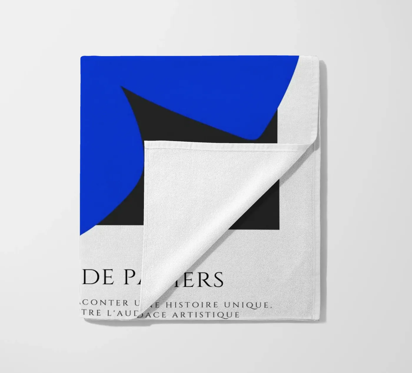 Il fiore blu telo mare da RS LAB STUDIO