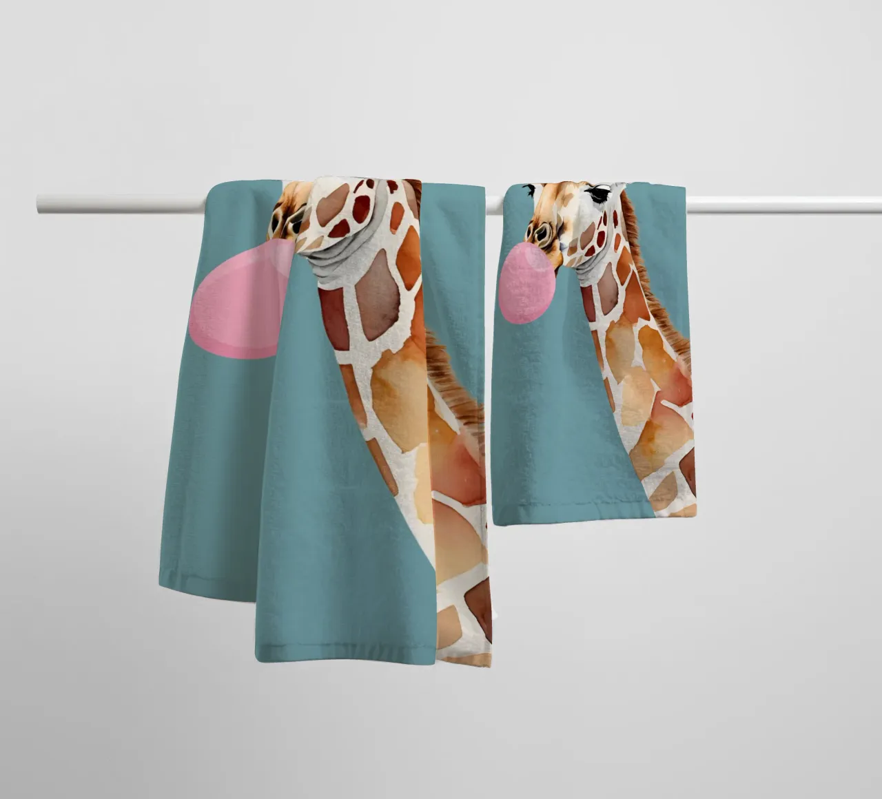 Giraffa sfacciata Pop asciugamano da bagno da Doodle Dreams Art