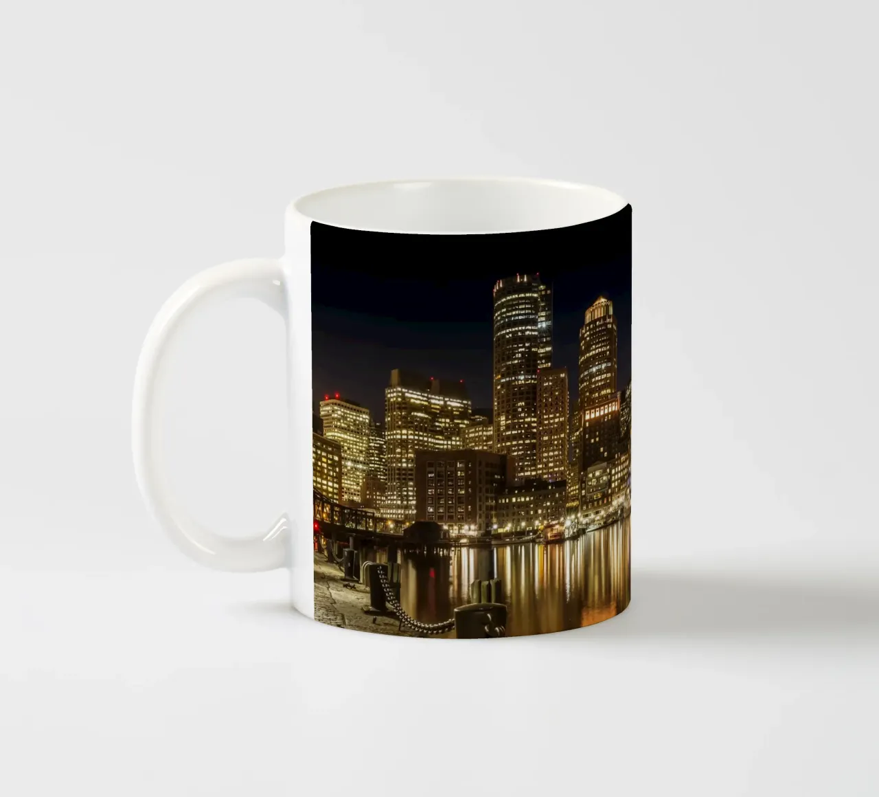 BOSTON Fan Pier Park e Skyline di notte tazza in ceramica da Melanie Viola